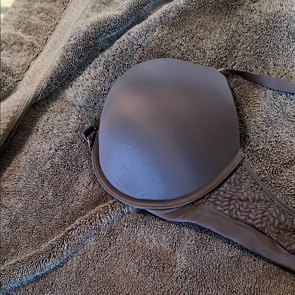 Women's Black Lace Bralette - Picture 2 of 5